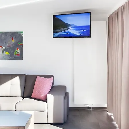 Isiliving 蒙塔鲍尔